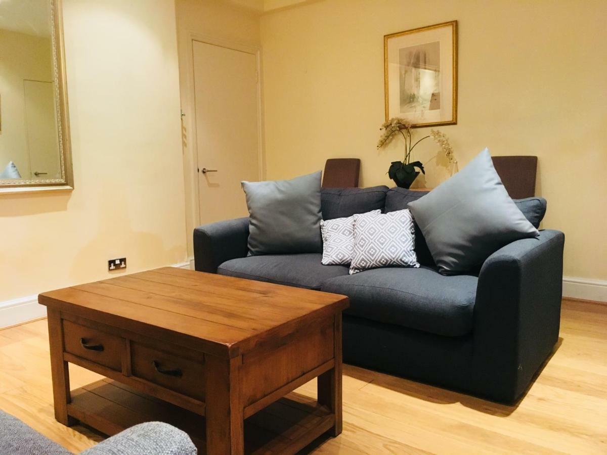 Large 2 Bedroom 2 Bathroom Apartment In Westminster Londres Exterior foto